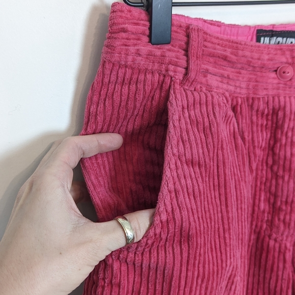 UNIONBAY | Vintage | Y2K | 90s | Wide Wale Corduroy Pant in Vibrant Pink - Picture 4 of 12